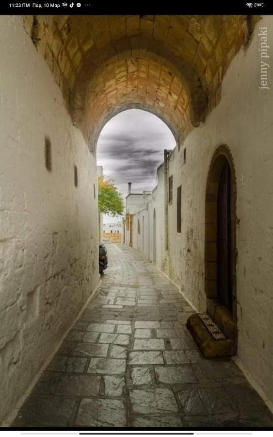 Lindos Alley Buitenkant foto